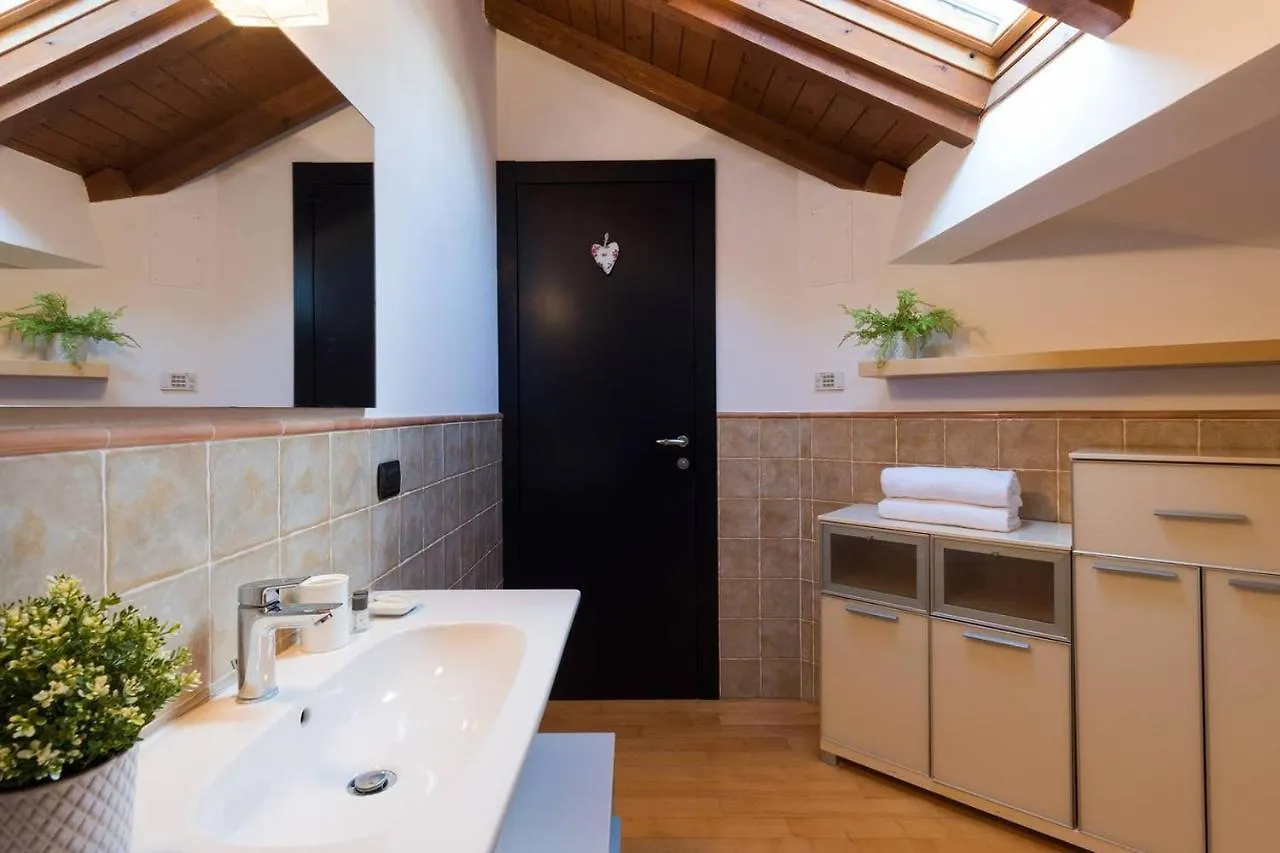 Joivy Scenic 2Br Apt With Balcony & Parking Cernobbio Holiday home